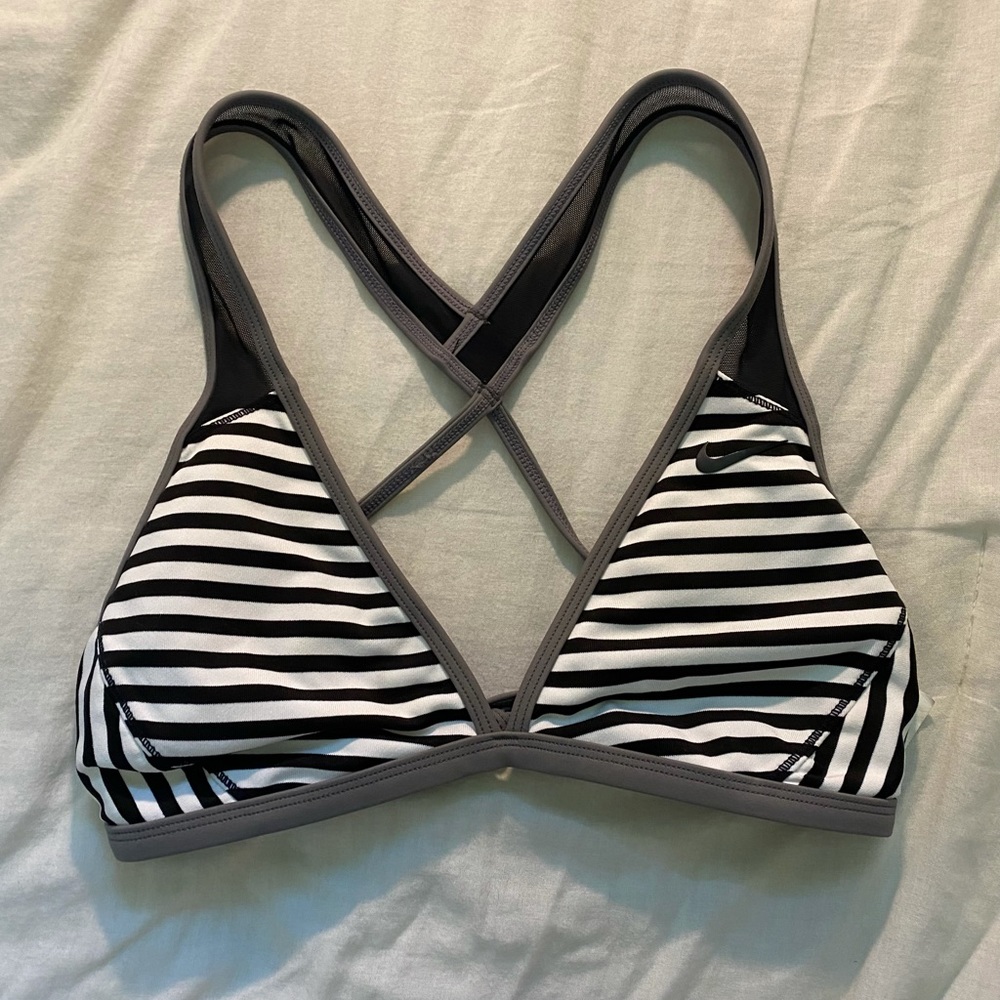 Medium Nike bikini top